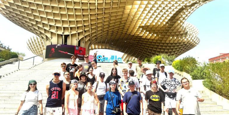 Praktyki w Hiszpanii. Uczniowie „Hipolita” na dwutygodniowym projekcie