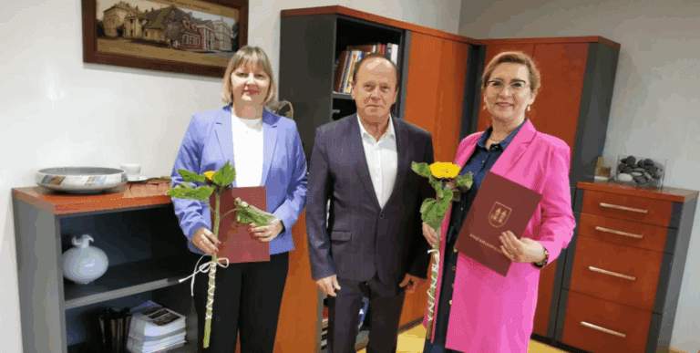 Książ Wlkp.: nagrody burmistrza dla dyrektorów