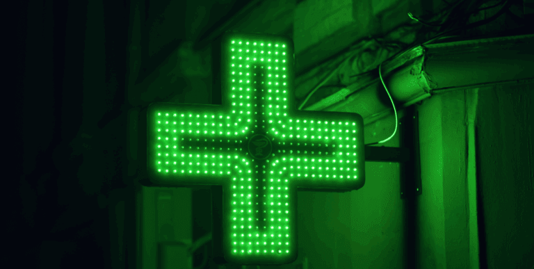 Śrem: 41-latka z 612 zarzutami za wyłudzanie recept na leki psychotropowe